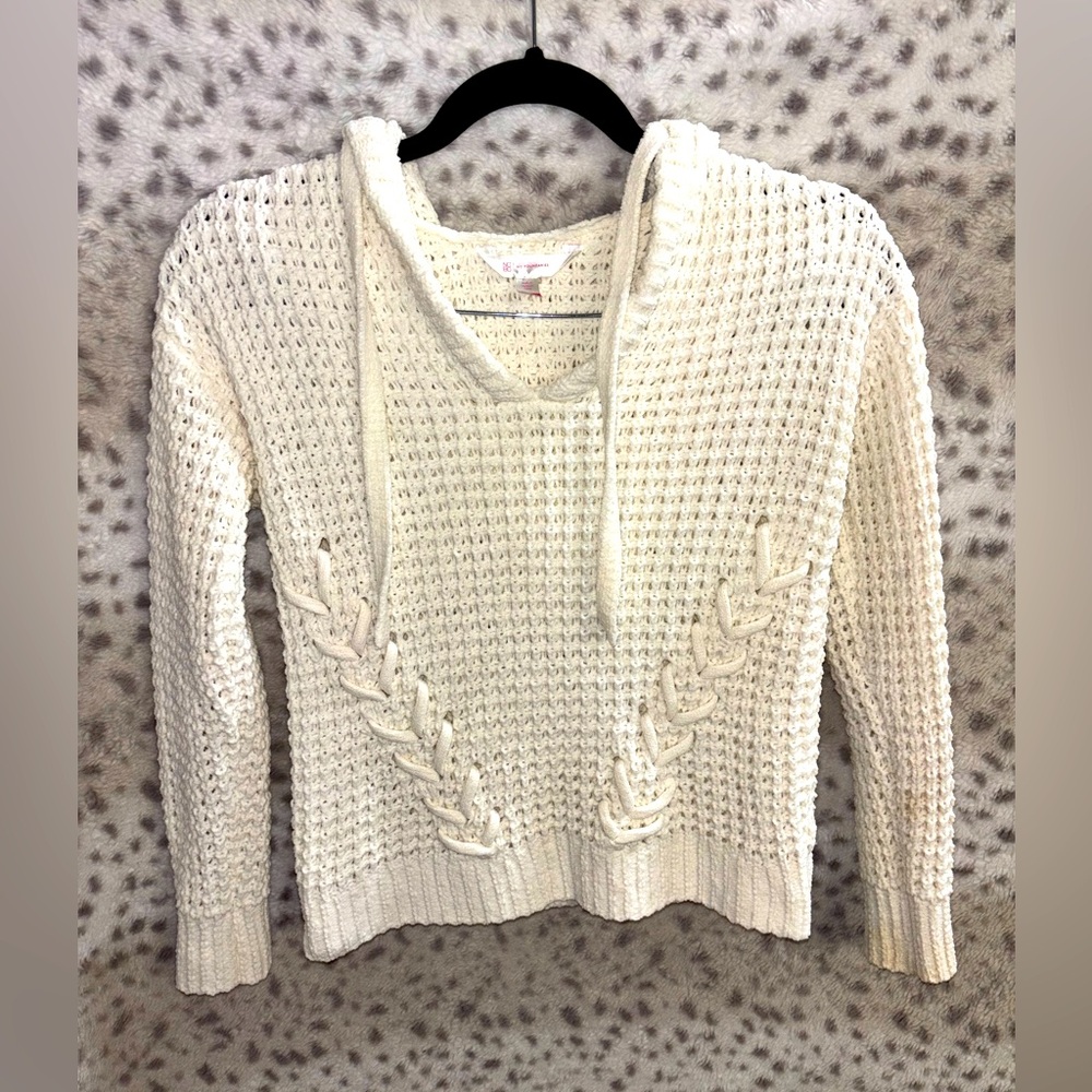 JUNIORS SIZE XS  NO BOUNDARIES KNITTED PULLOVER